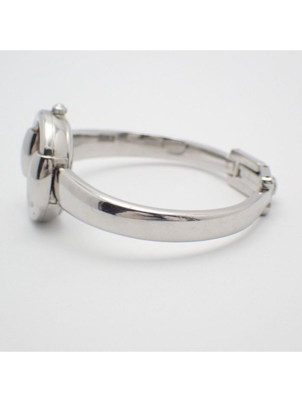 Gucci Bracelet Watch Quartz Pink Shell Dial with GG Logo - Picture 5 of 9